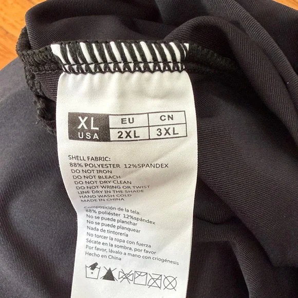 Swim Rash Guard - Picture 2 of 4